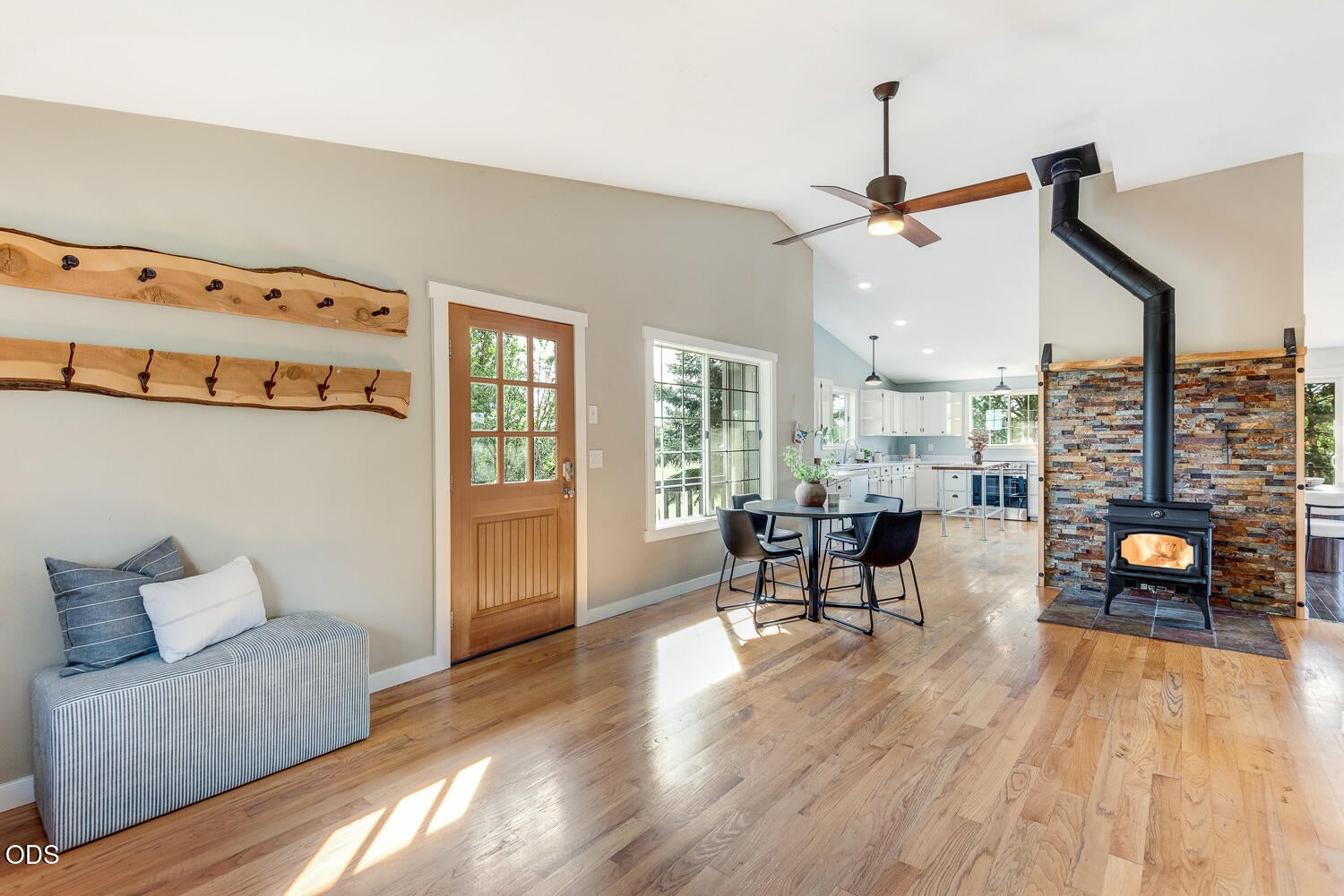 64160 Pioneer Loop