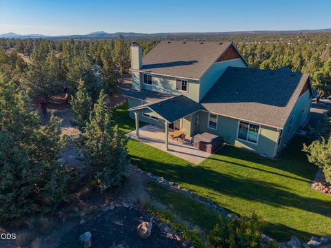 Tiny photo for 17101 SE Hopi Road, Prineville, OR 97754 (MLS # 220224527)