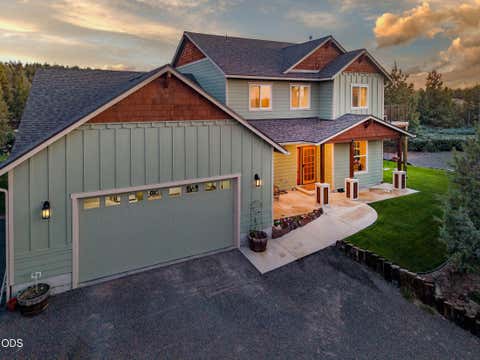 Tiny photo for 17101 SE Hopi Road, Prineville, OR 97754 (MLS # 220224527)