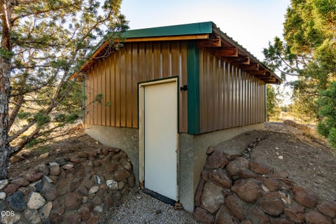 Tiny photo for 17101 SE Hopi Road, Prineville, OR 97754 (MLS # 220224527)
