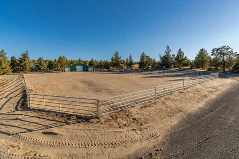 Tiny photo for 17101 SE Hopi Road, Prineville, OR 97754 (MLS # 220224527)