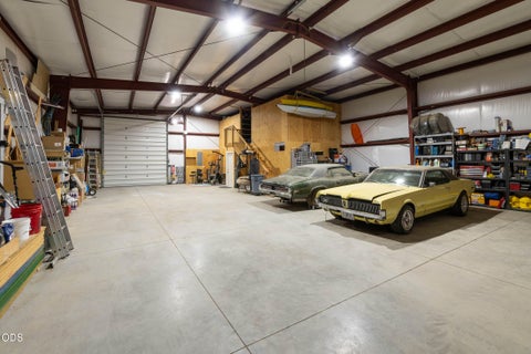 Tiny photo for 17101 SE Hopi Road, Prineville, OR 97754 (MLS # 220224527)