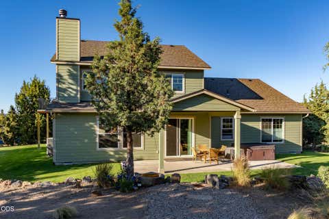 Tiny photo for 17101 SE Hopi Road, Prineville, OR 97754 (MLS # 220224527)