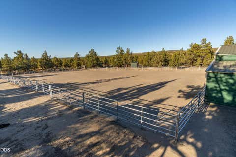Tiny photo for 17101 SE Hopi Road, Prineville, OR 97754 (MLS # 220224527)