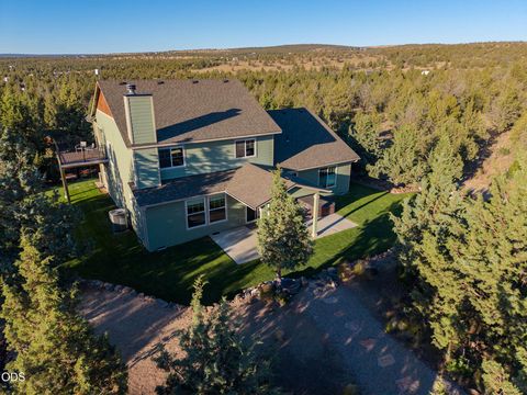 Tiny photo for 17101 SE Hopi Road, Prineville, OR 97754 (MLS # 220224527)