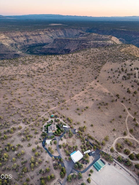 Tiny photo for 17101 SE Hopi Road, Prineville, OR 97754 (MLS # 220224527)
