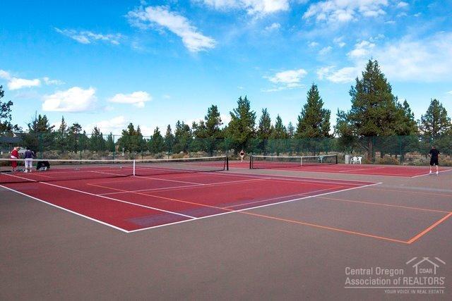 Eagle Crest - Residential