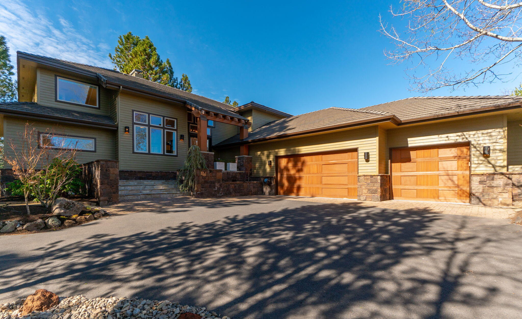 Broken Top - Residential