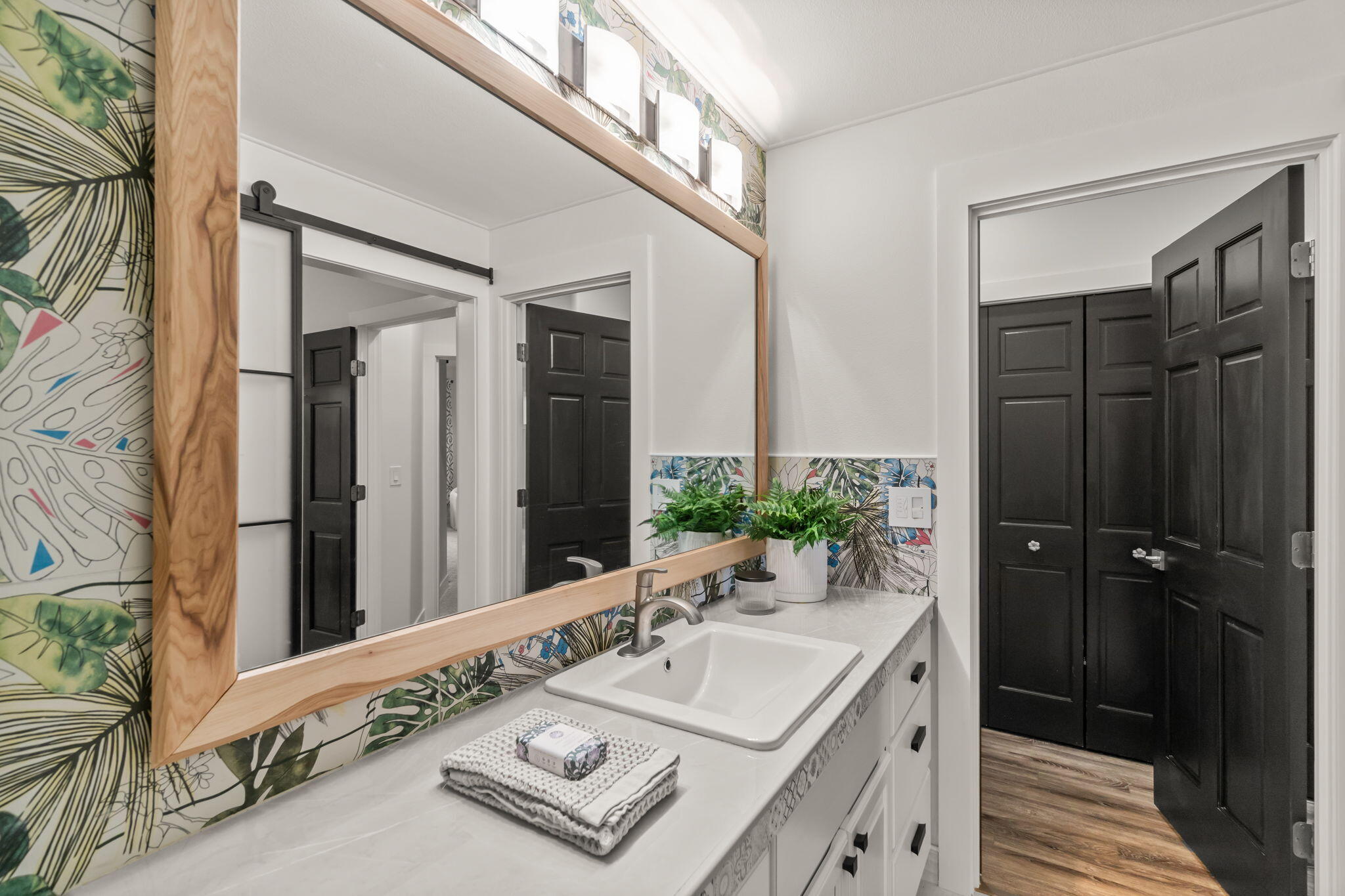 Broken Top - Residential