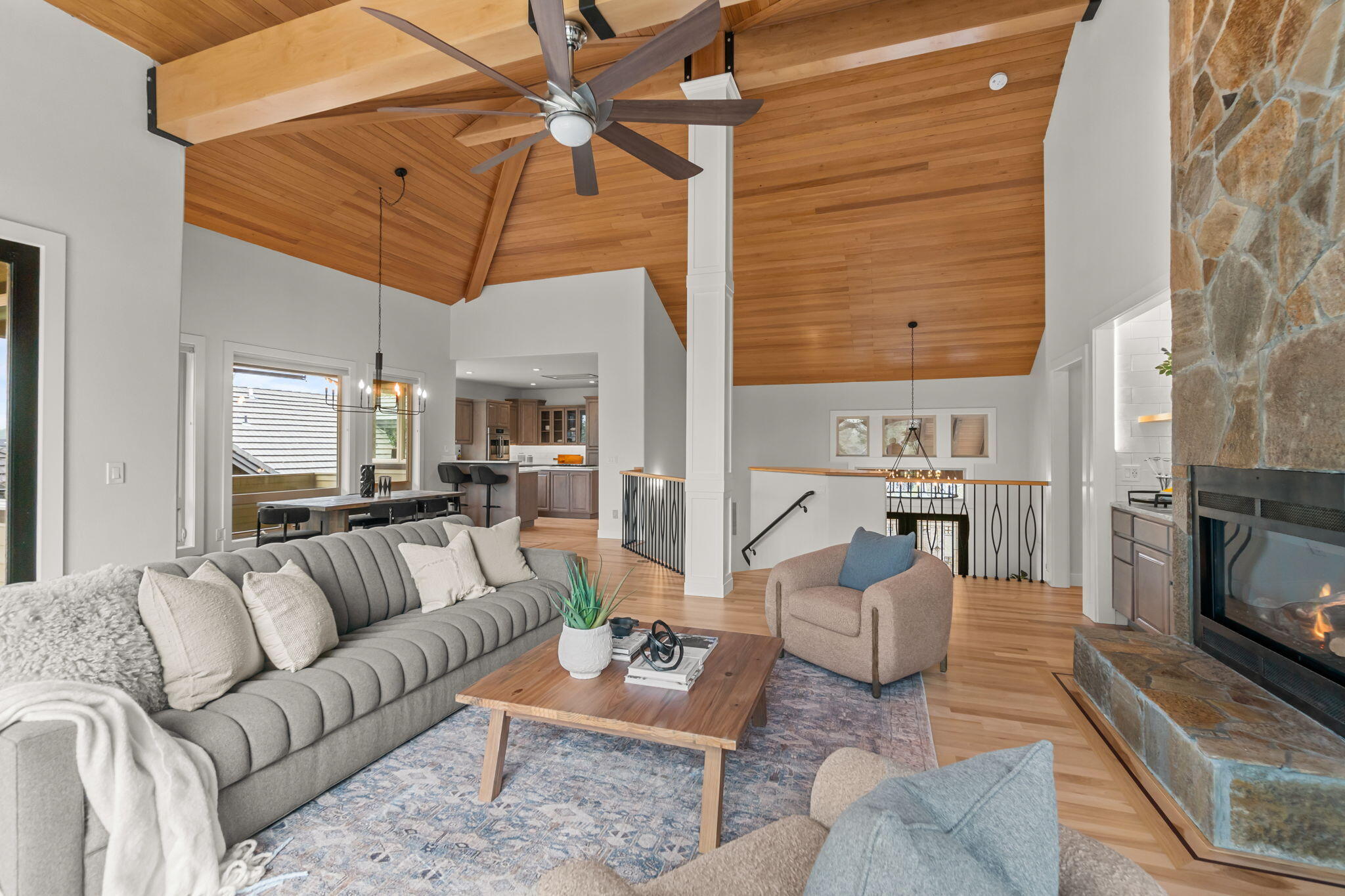 Broken Top - Residential