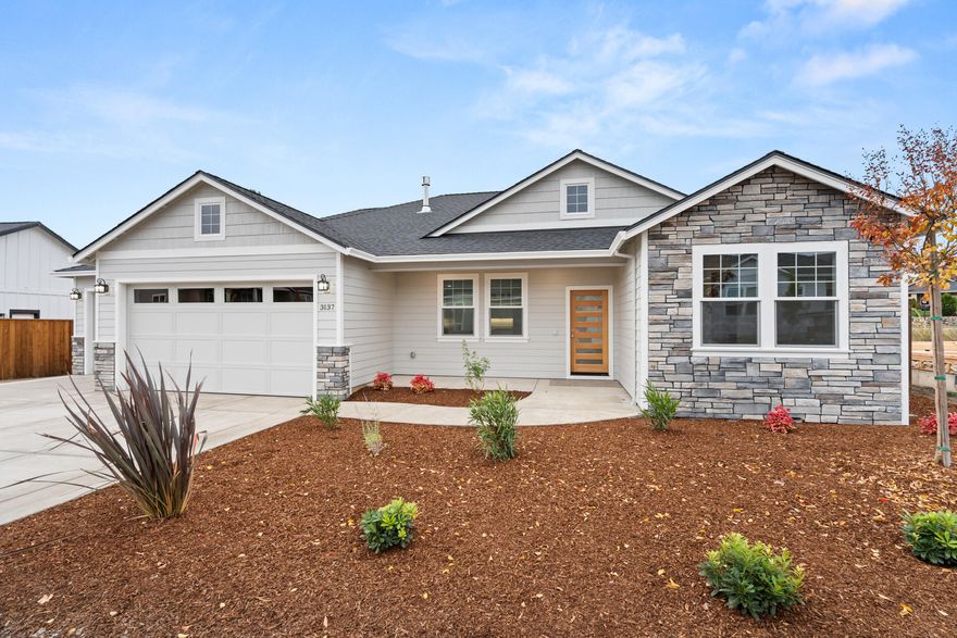 Brand new construction by Black Oak Homes! This thoughtfully designed single-level home offers a
spacious 3-car garage, a desirable split floor plan, and a generous kitchen complete with a large island and walk-in pantry. The open-concept layout is perfect for entertaining inside or out! Enjoy the outdoors year-round with a covered patio, fully fenced yard, and landscaped yard. Don't miss the opportunity to secure this beautiful home before it's complete. Estimated completion is end of October