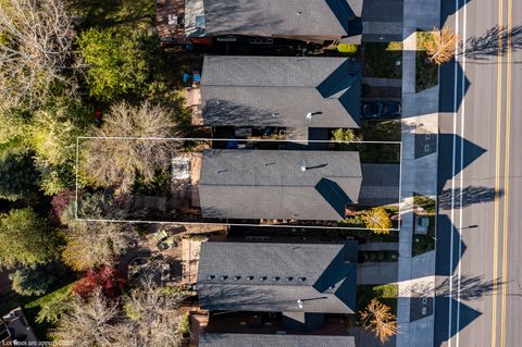 Tiny photo for 63137 Britta Street, Bend, OR 97703 (MLS # 220219663)