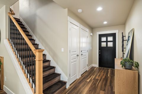 Tiny photo for 63137 Britta Street, Bend, OR 97703 (MLS # 220219663)