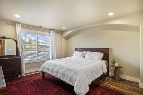 Tiny photo for 63137 Britta Street, Bend, OR 97703 (MLS # 220219663)