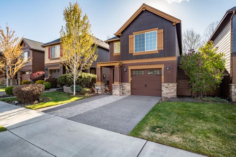 Tiny photo for 63137 Britta Street, Bend, OR 97703 (MLS # 220219663)