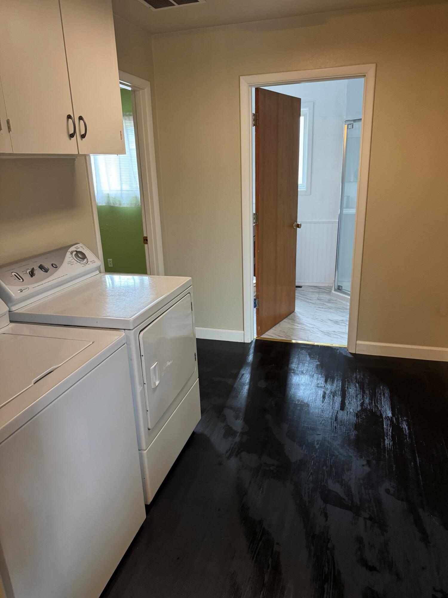 Summers Lane Homes - Residential