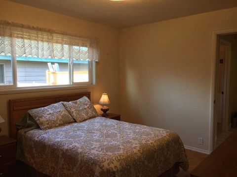 Tiny photo for 4785 Onyx Drive, Klamath Falls, OR 97603 (MLS # 220212497)