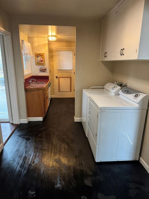 Tiny photo for 4785 Onyx Drive, Klamath Falls, OR 97603 (MLS # 220212497)