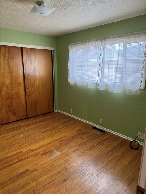 Tiny photo for 4785 Onyx Drive, Klamath Falls, OR 97603 (MLS # 220212497)