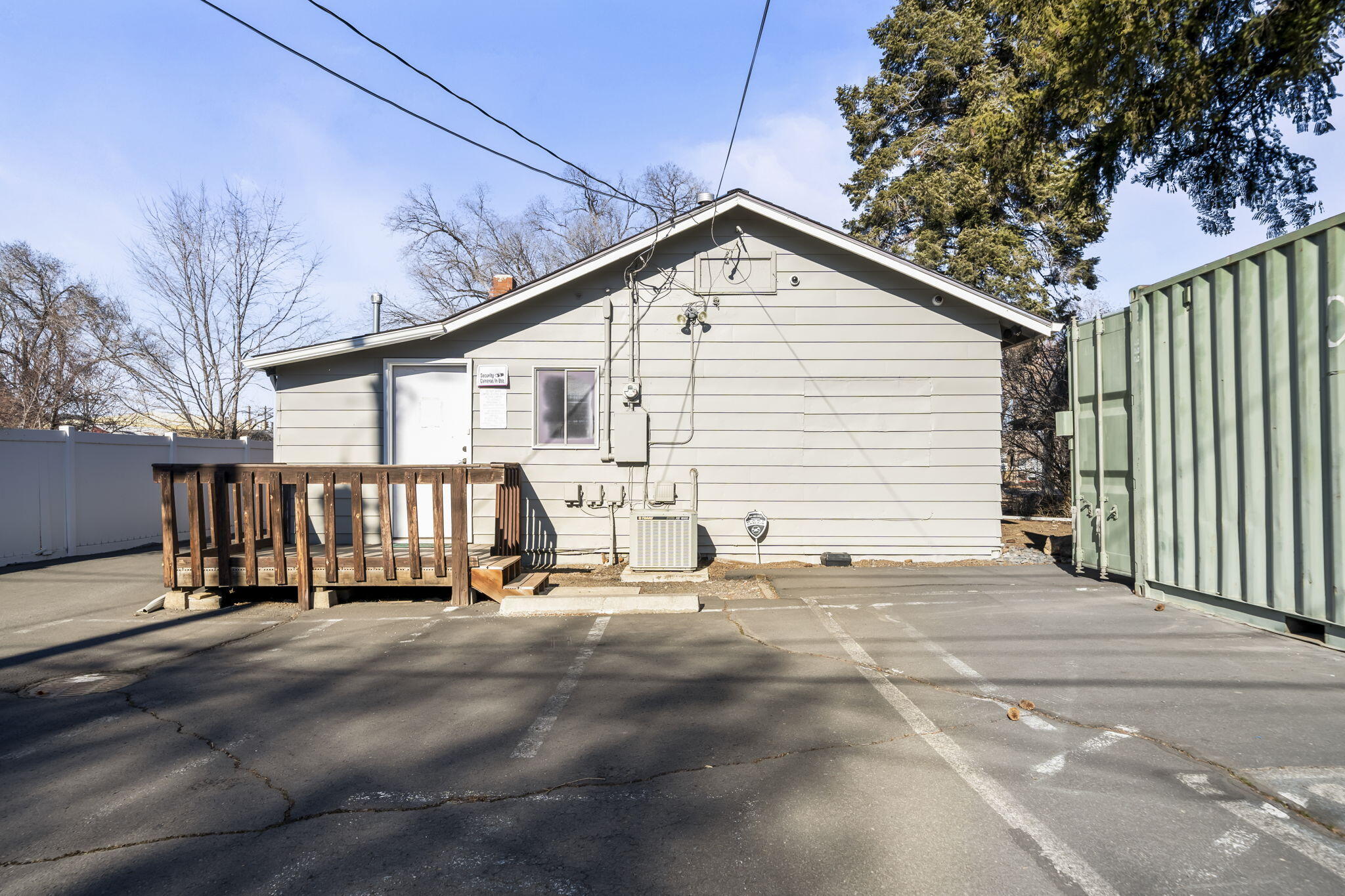 Terminal - Commercial Sale