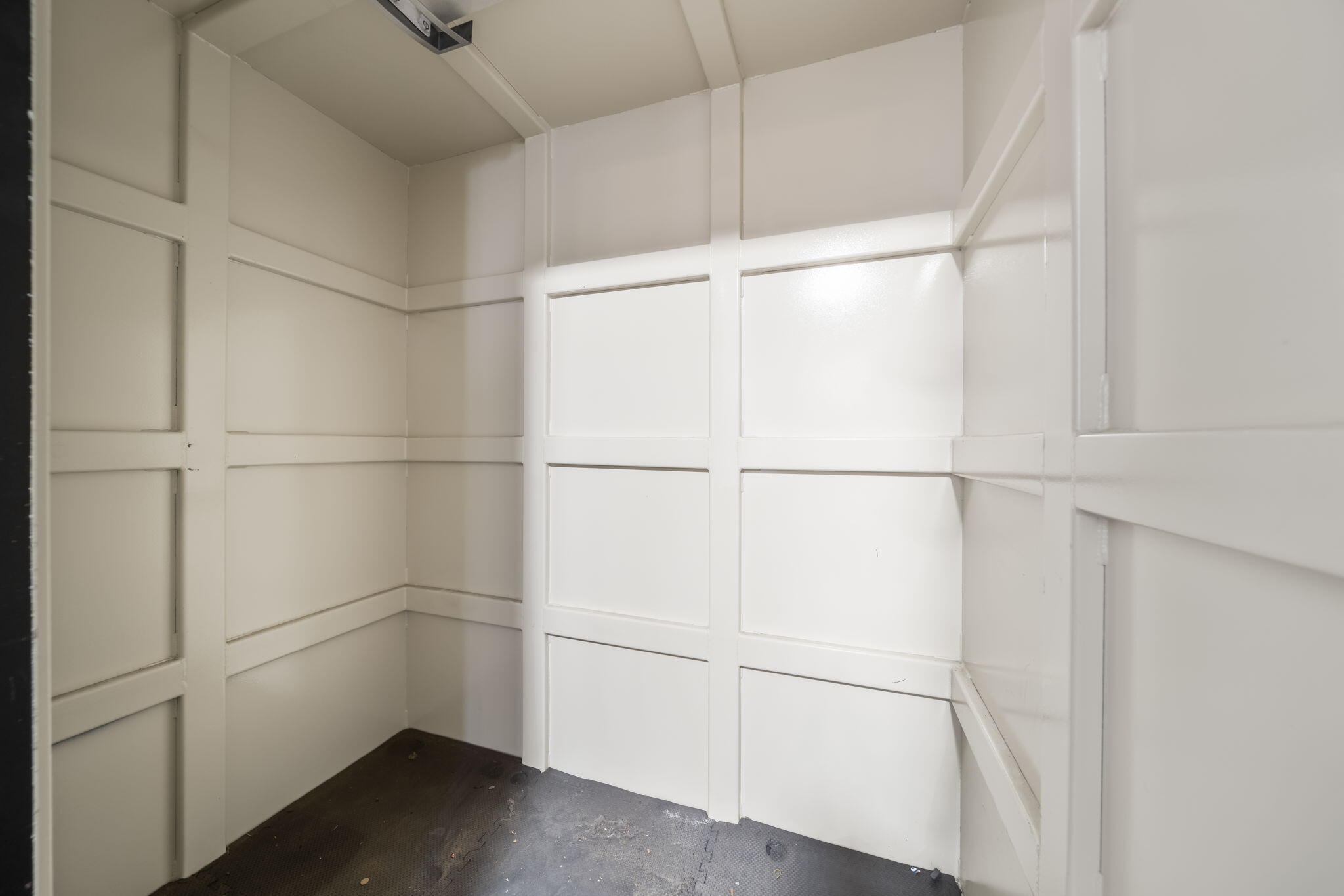 Terminal - Commercial Sale