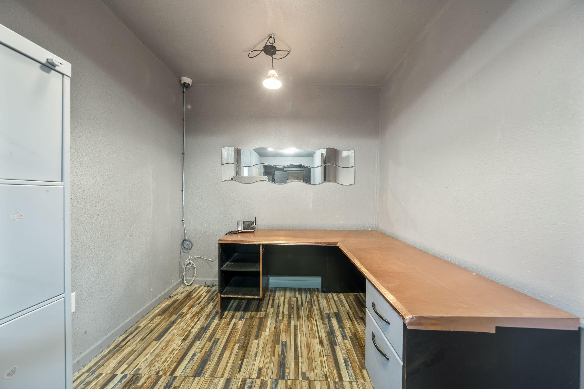 Terminal - Commercial Sale