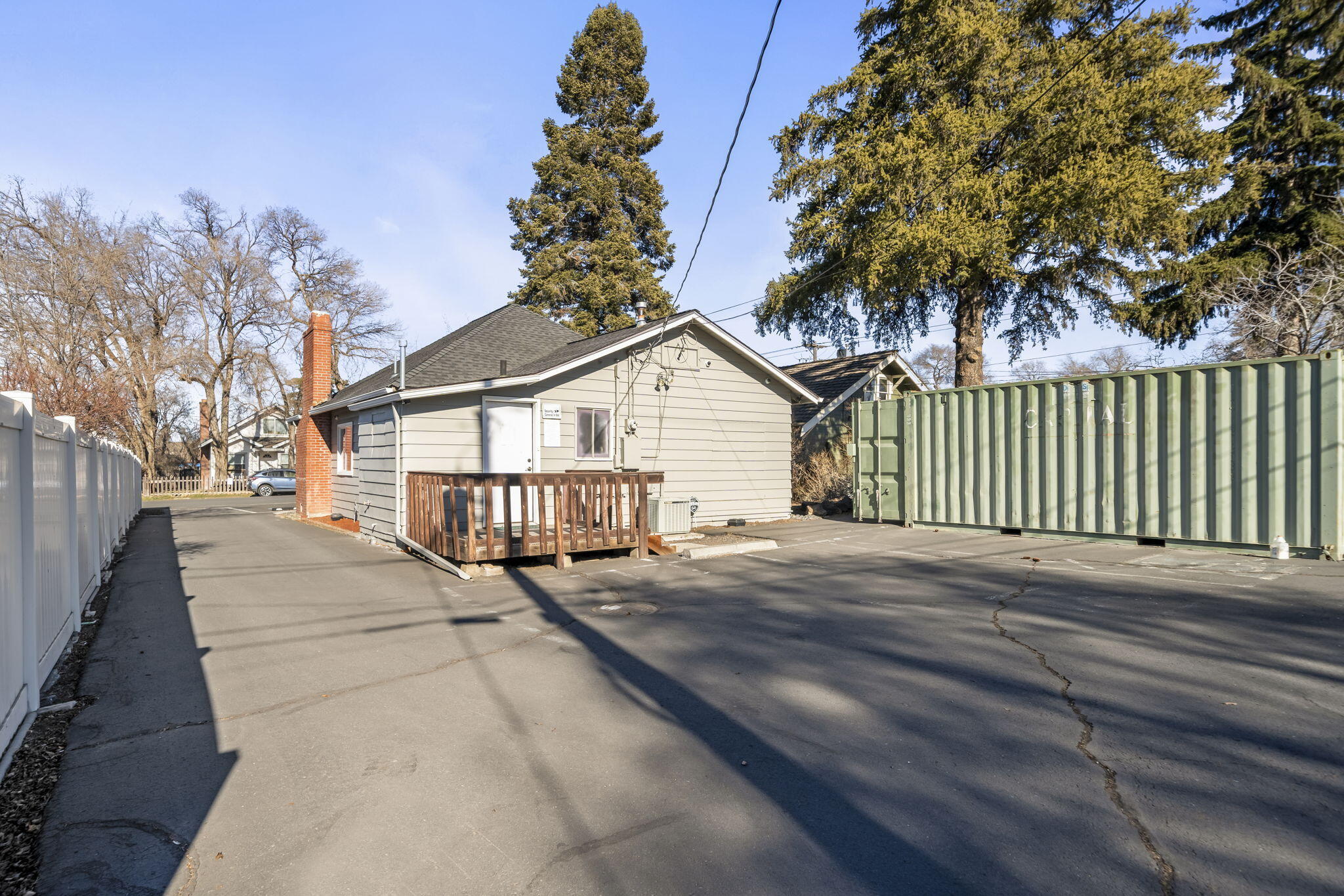 Terminal - Commercial Sale