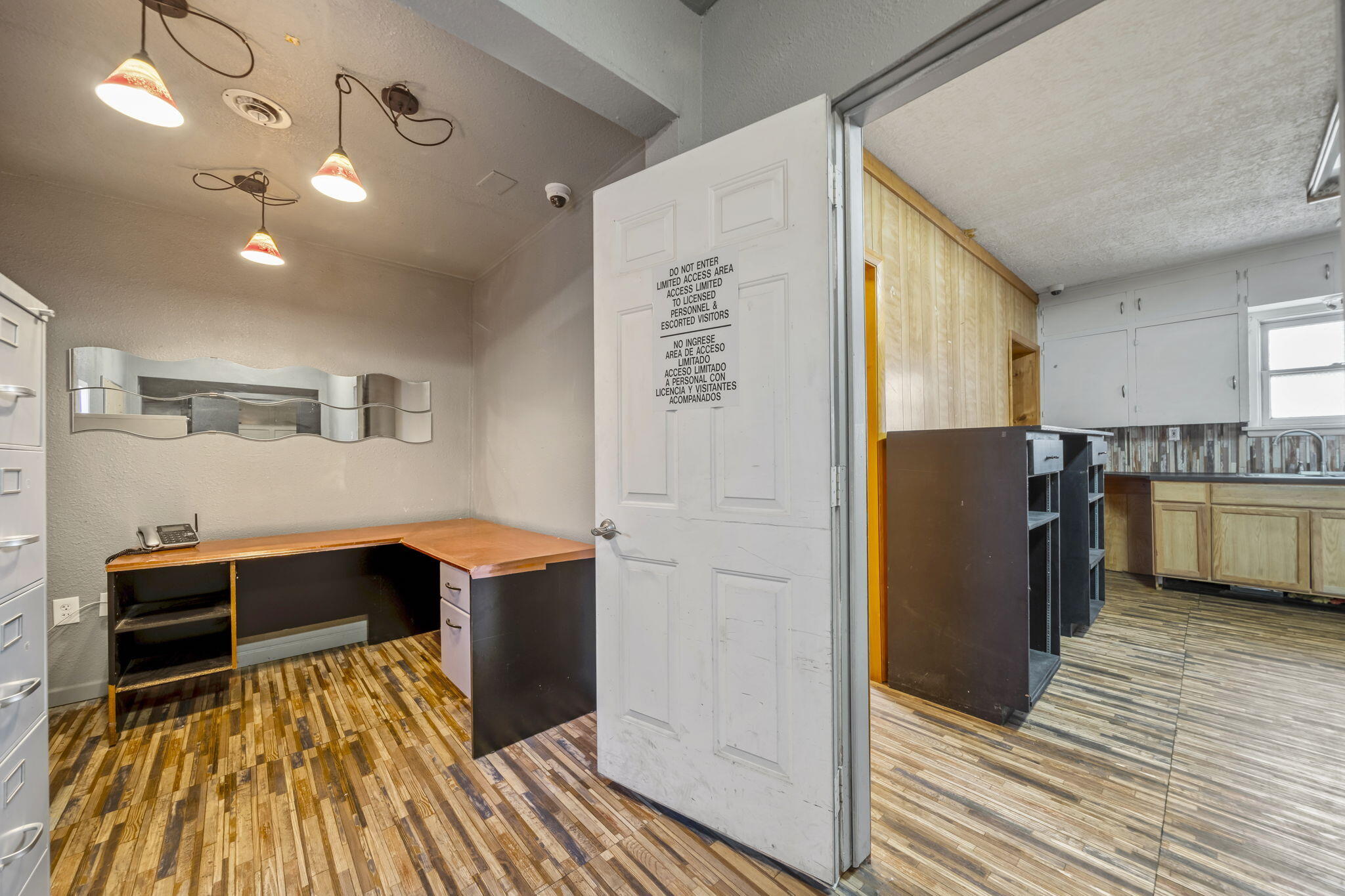 Terminal - Commercial Sale