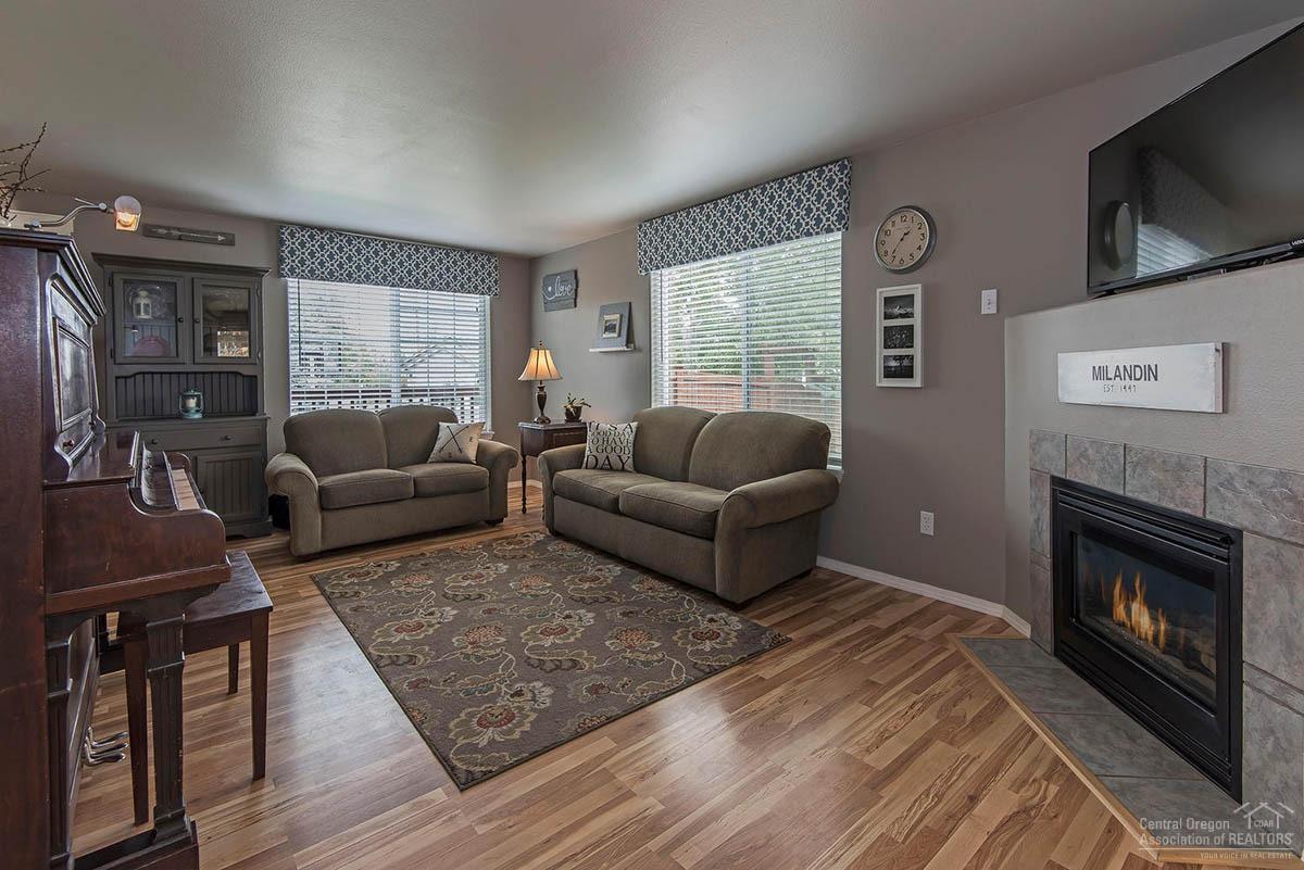 Glacier Ridge - Residential