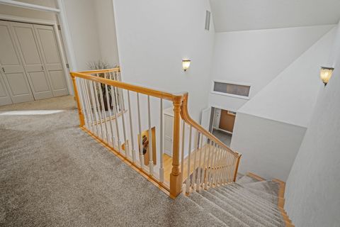 Tiny photo for 57022 Peppermill Circle #21A, Sunriver, OR 97707 (MLS # 220211653)