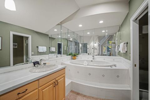 Tiny photo for 57022 Peppermill Circle #21A, Sunriver, OR 97707 (MLS # 220211653)