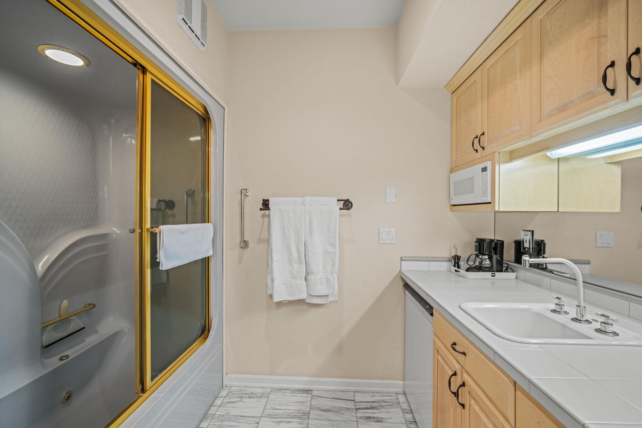 StoneTH - Residential