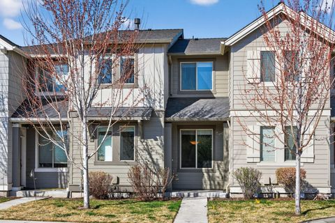 3135 SW 28th Street Redmond OR 97756