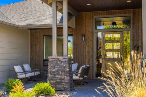 Tiny photo for 11474 Jubel Court, Redmond, OR 97756 (MLS # 220226302)