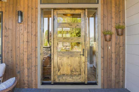 Tiny photo for 11474 Jubel Court, Redmond, OR 97756 (MLS # 220226302)