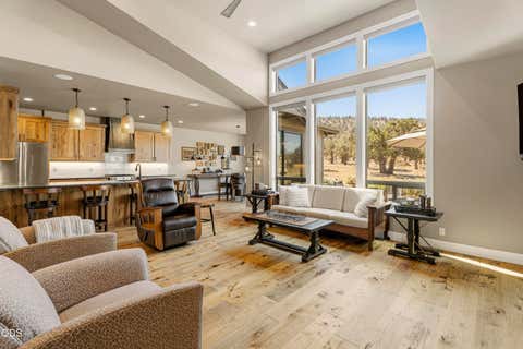Tiny photo for 11474 Jubel Court, Redmond, OR 97756 (MLS # 220226302)