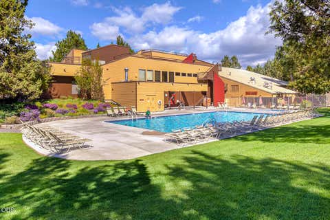 Tiny photo for 11474 Jubel Court, Redmond, OR 97756 (MLS # 220226302)