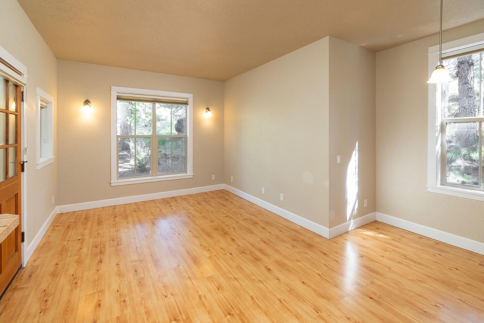1940 NW Monterey Pines Drive 5