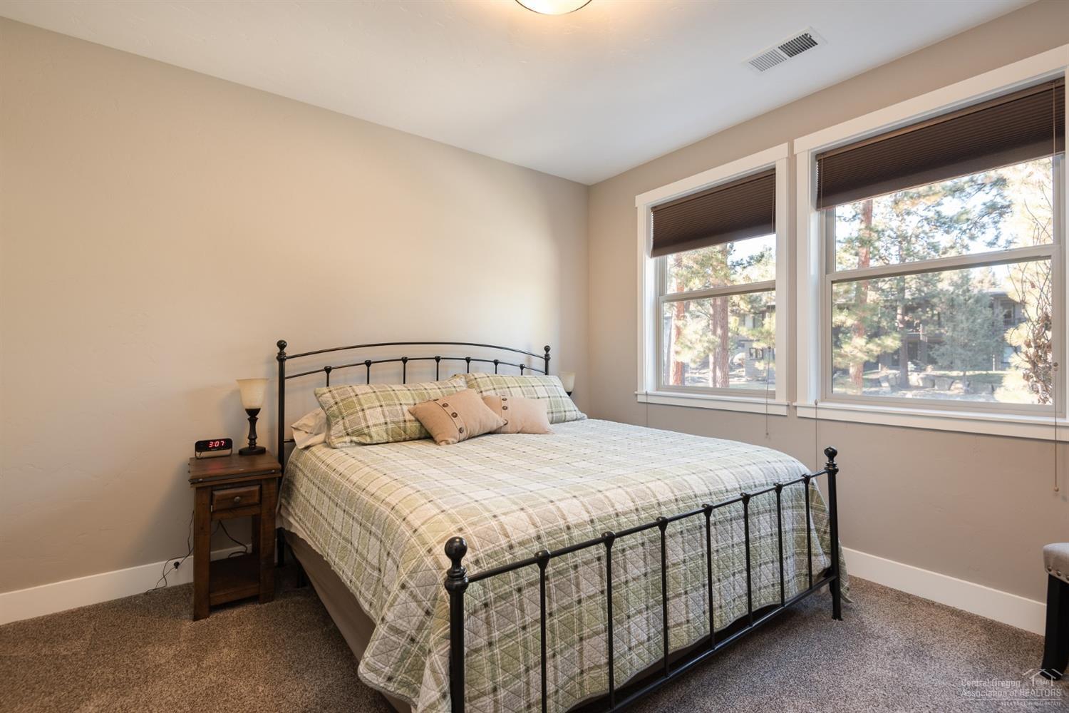 Skyliner Summit - Residential