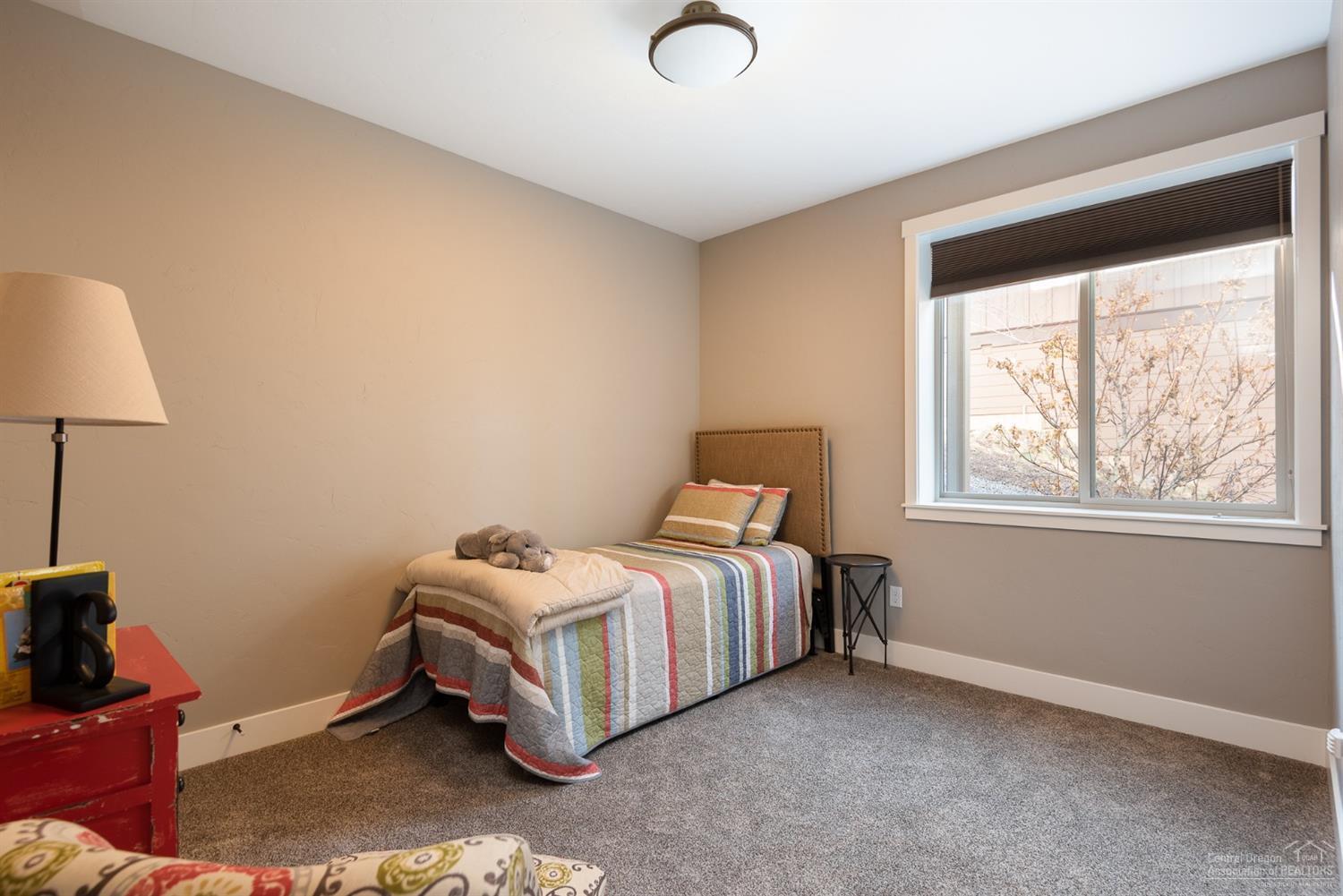 Skyliner Summit - Residential