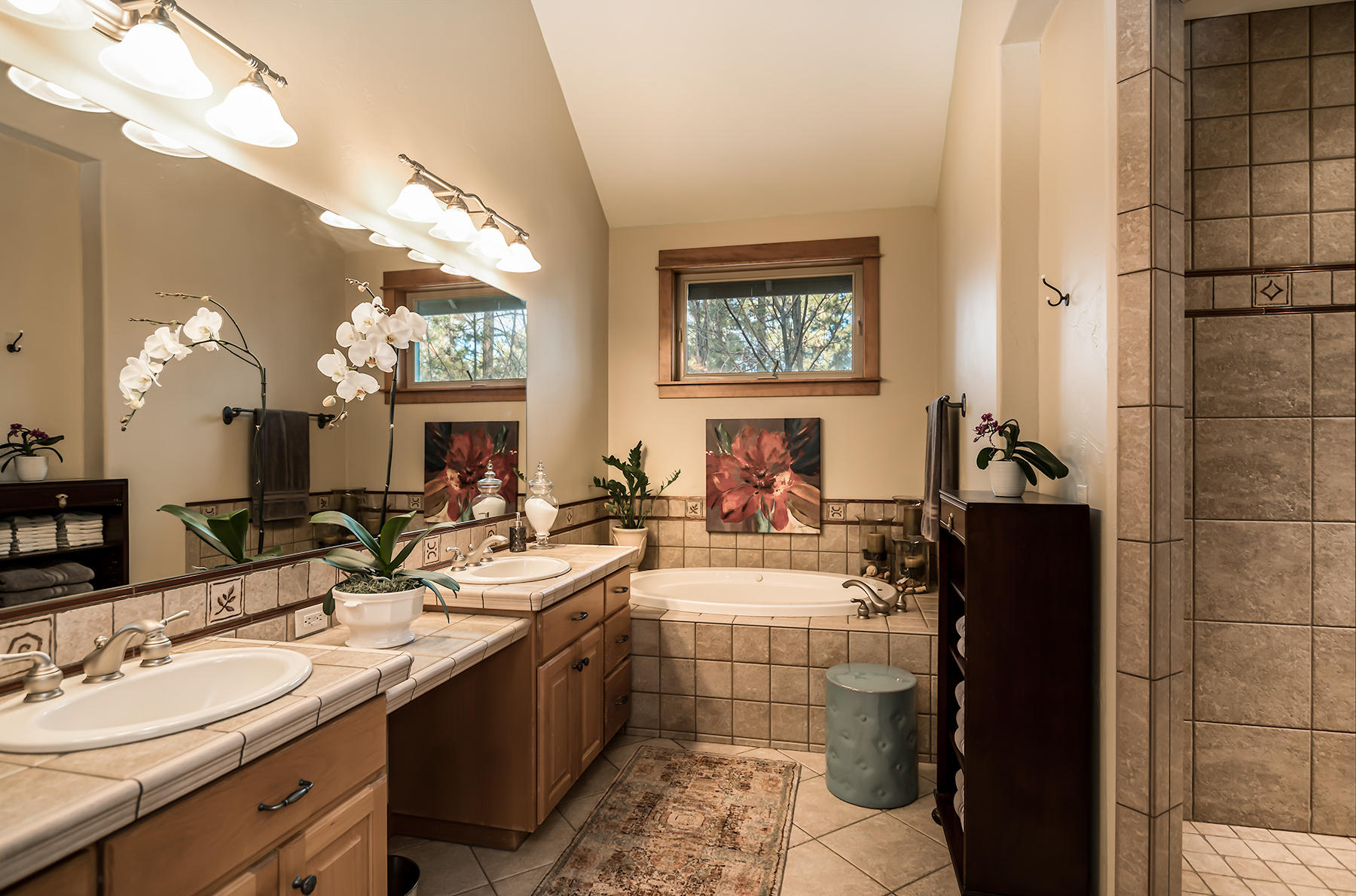 Awbrey Glen - Residential