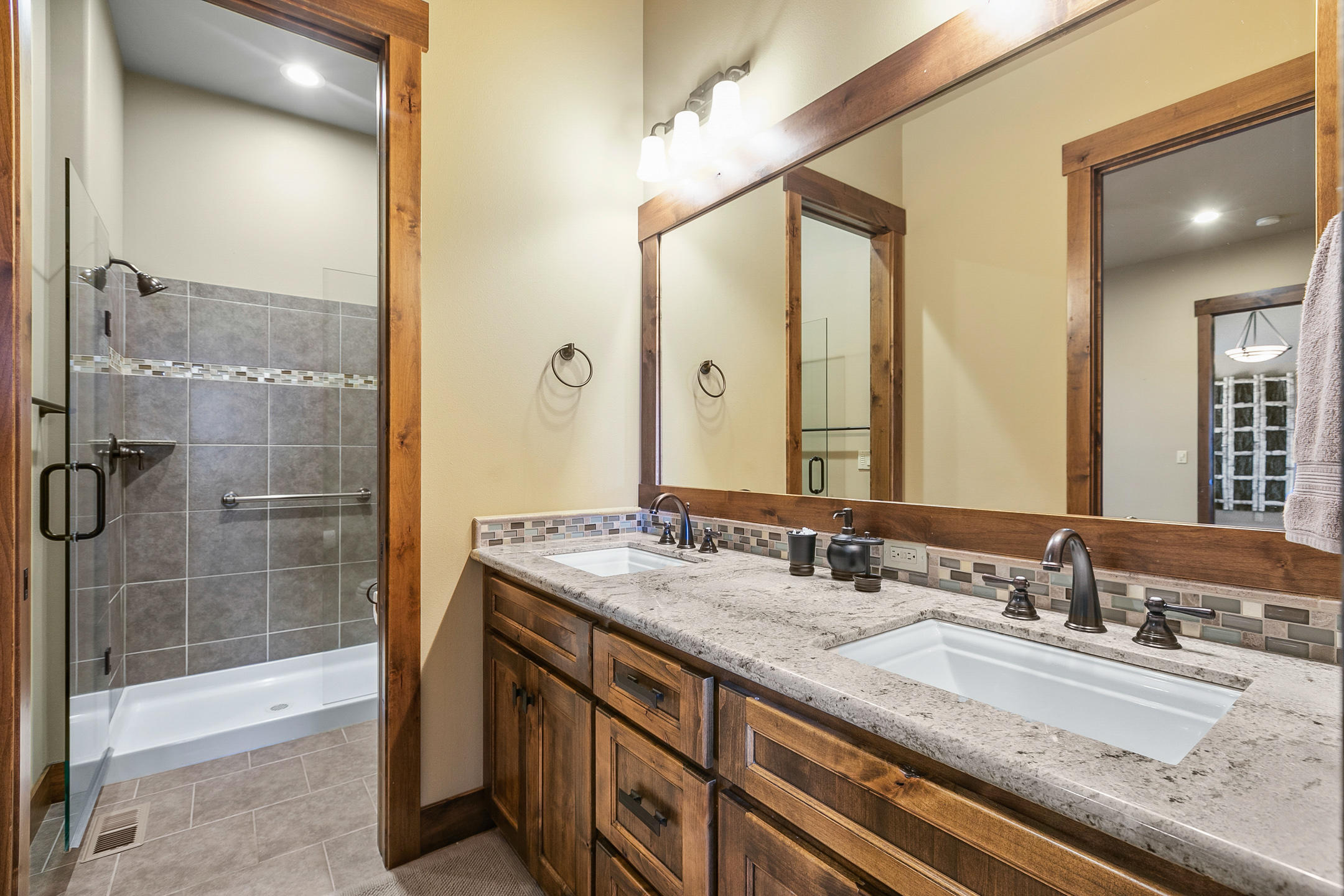 Eagle Crest - Residential