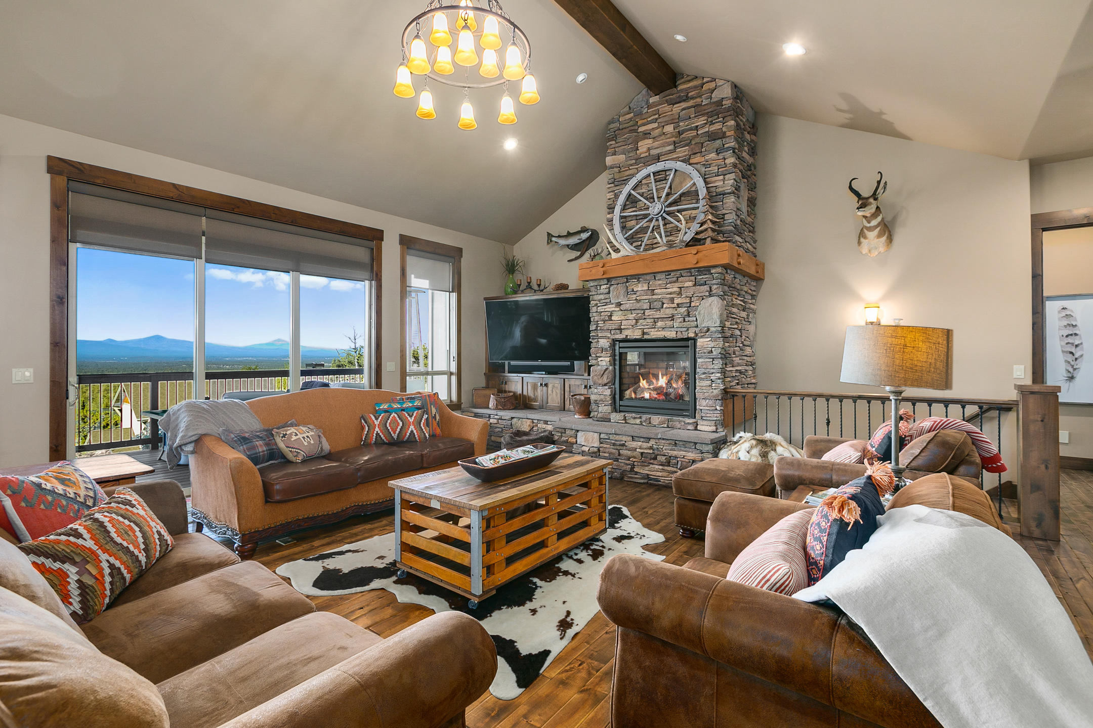 Eagle Crest - Residential