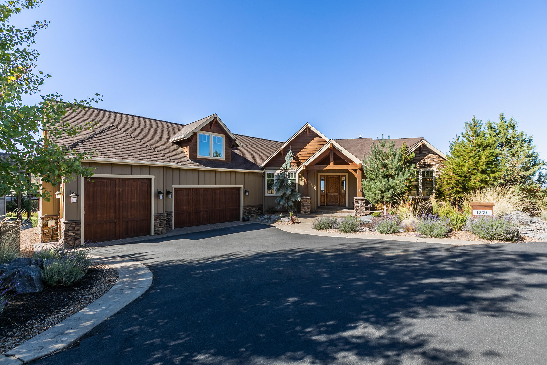 Eagle Crest - Residential