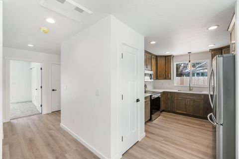 Tiny photo for 5963 Delaware Avenue, Klamath Falls, OR 97603 (MLS # 220215843)