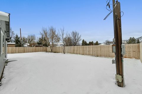 Tiny photo for 5963 Delaware Avenue, Klamath Falls, OR 97603 (MLS # 220215843)