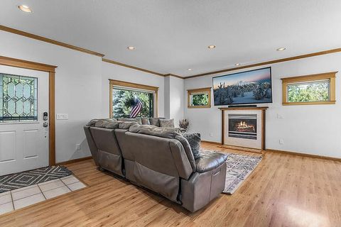 Tiny photo for 61097 Ferguson Court, Bend, OR 97702 (MLS # 220212106)