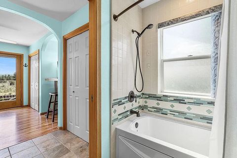 Tiny photo for 61097 Ferguson Court, Bend, OR 97702 (MLS # 220212106)