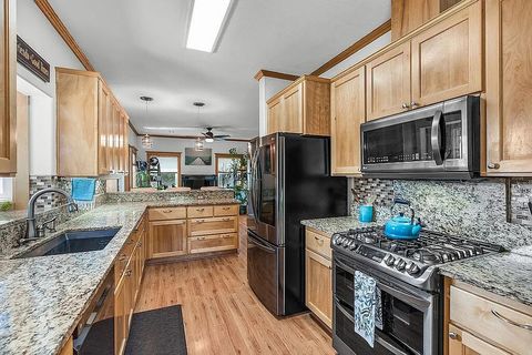 Tiny photo for 61097 Ferguson Court, Bend, OR 97702 (MLS # 220212106)