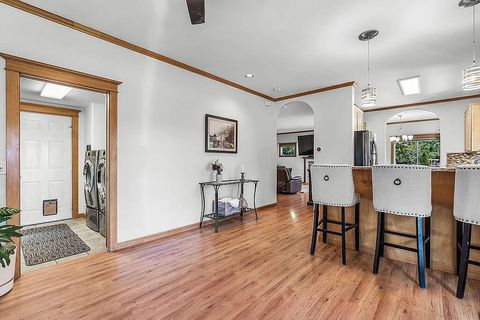 Tiny photo for 61097 Ferguson Court, Bend, OR 97702 (MLS # 220212106)